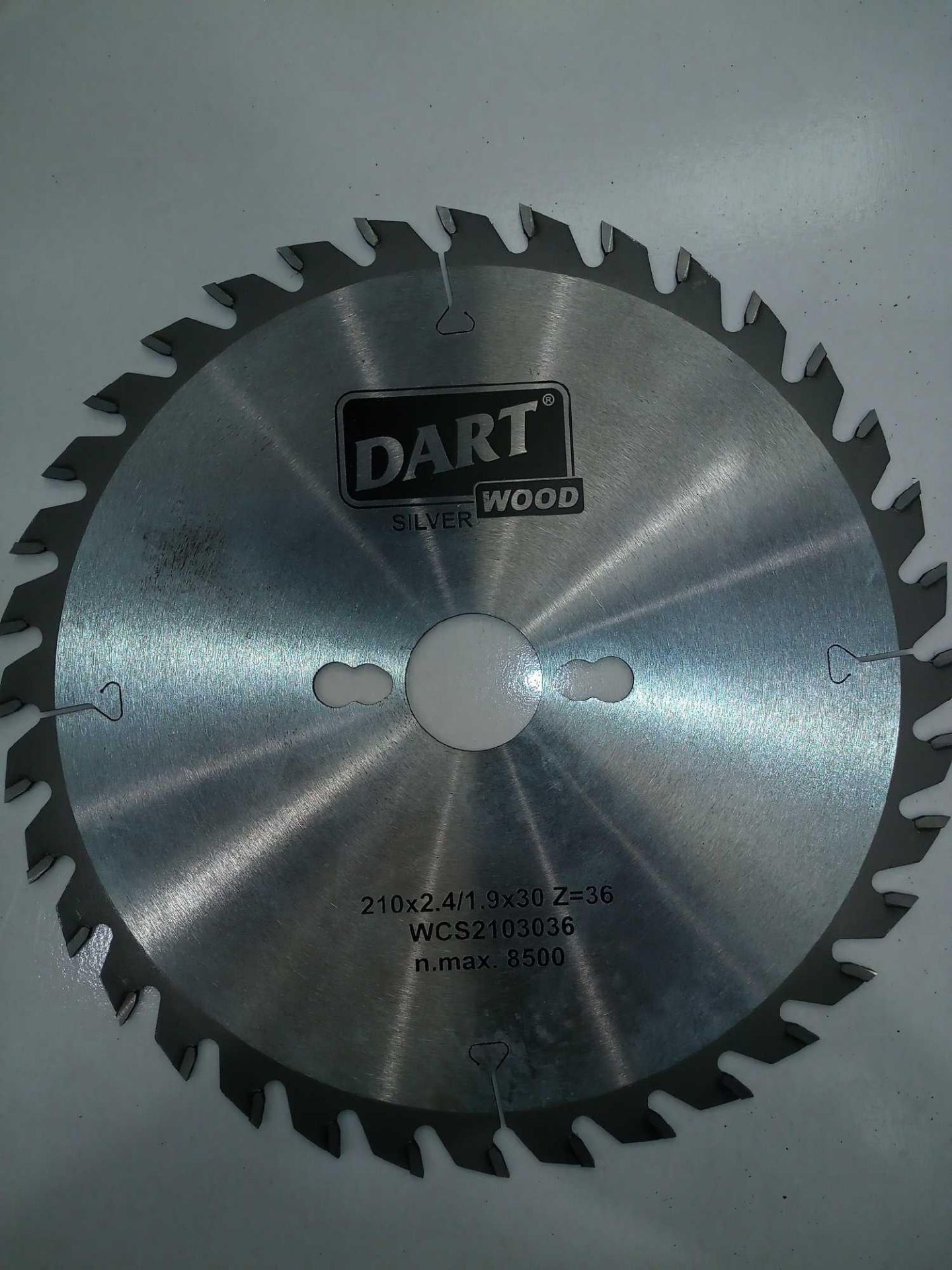 RRP £275 Brand New Wood Cutting Saw Blades - Image 2 of 2