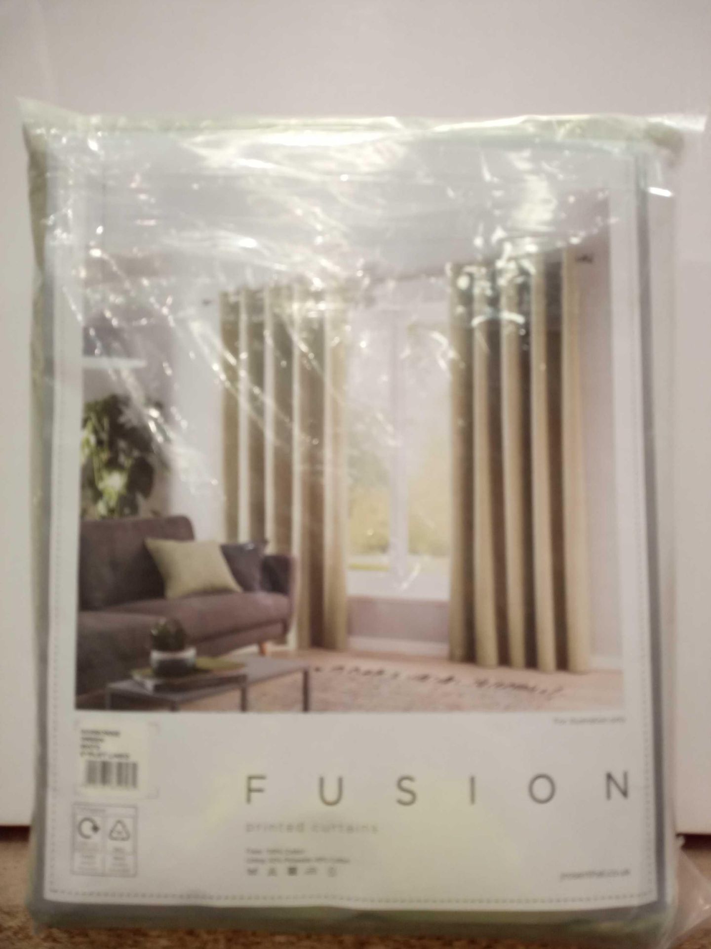 Combined RRP £70. Lot To Contain 2 Soft Furnishings. - Image 2 of 2