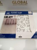 £80 Rrp Grey And White Peel And Stick Vinyl Floor Tiles