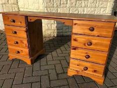 RRP £300 8 Drawer Dressing Table