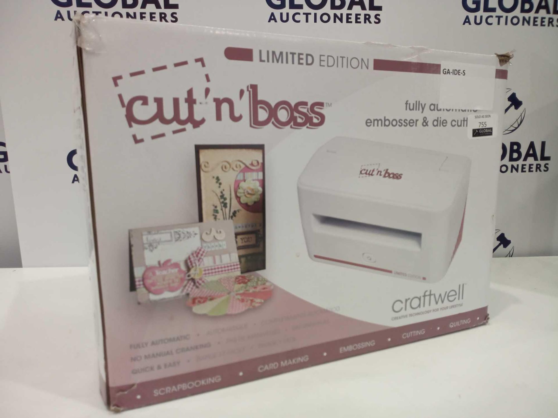 RRP £300 Limited Edition Cut N Boss All In One Embosser And Die Cutter