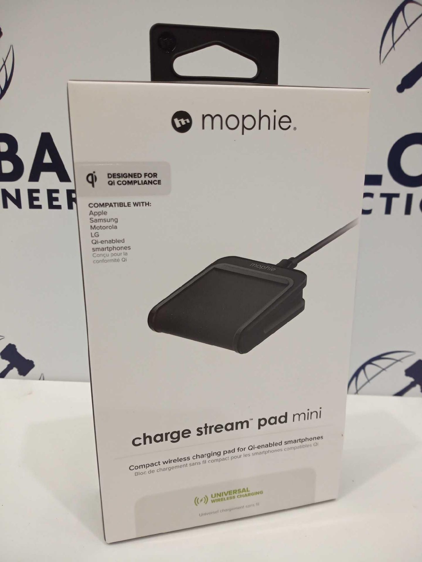 RRP £30 Each Boxed Mophie Charge Stream Mini Compact Wireless Charging Pads For Qi Enabled Smartphon - Image 2 of 2