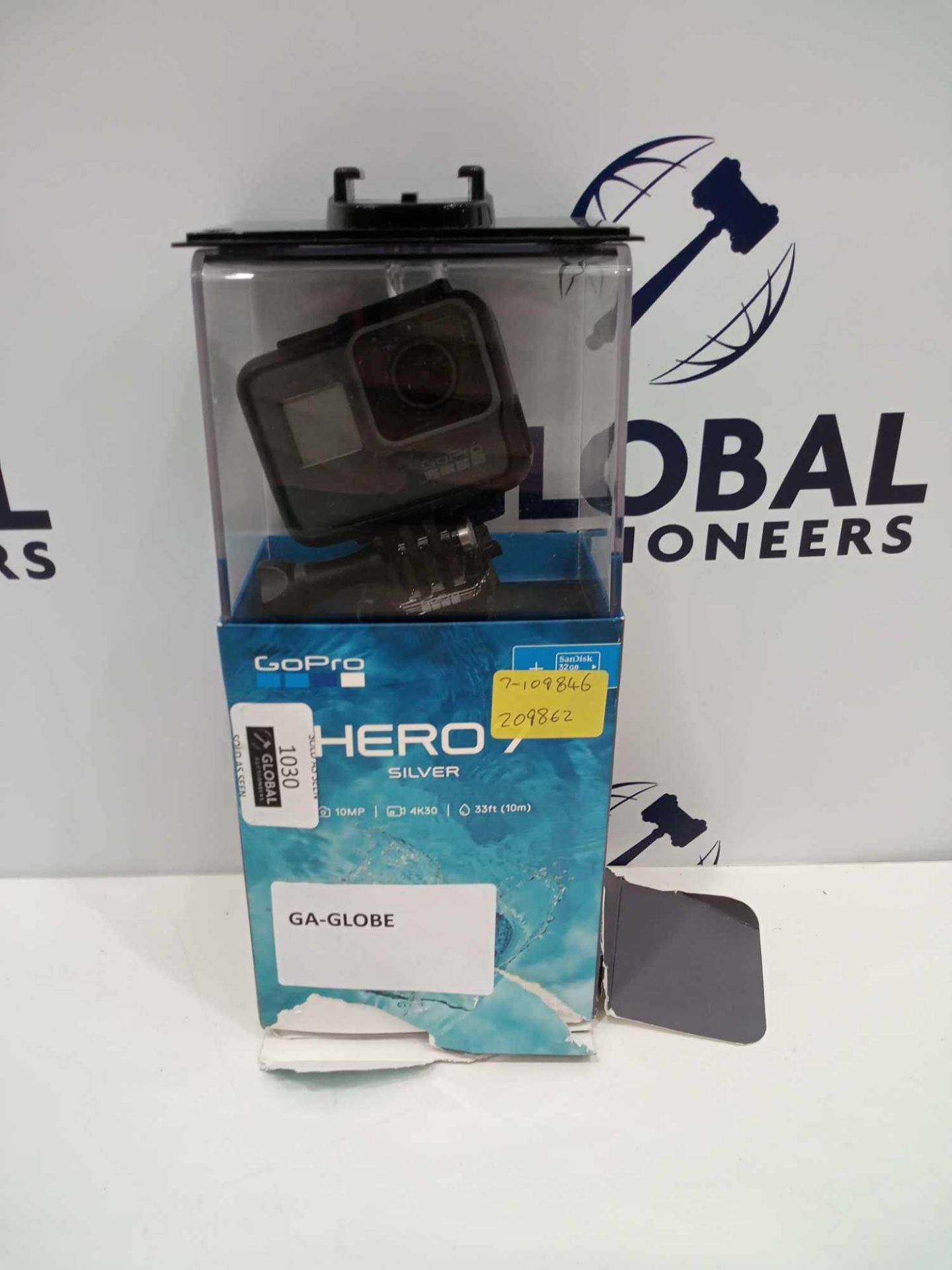 Rrp £300 Boxed Go Pro Hero 7 Camera