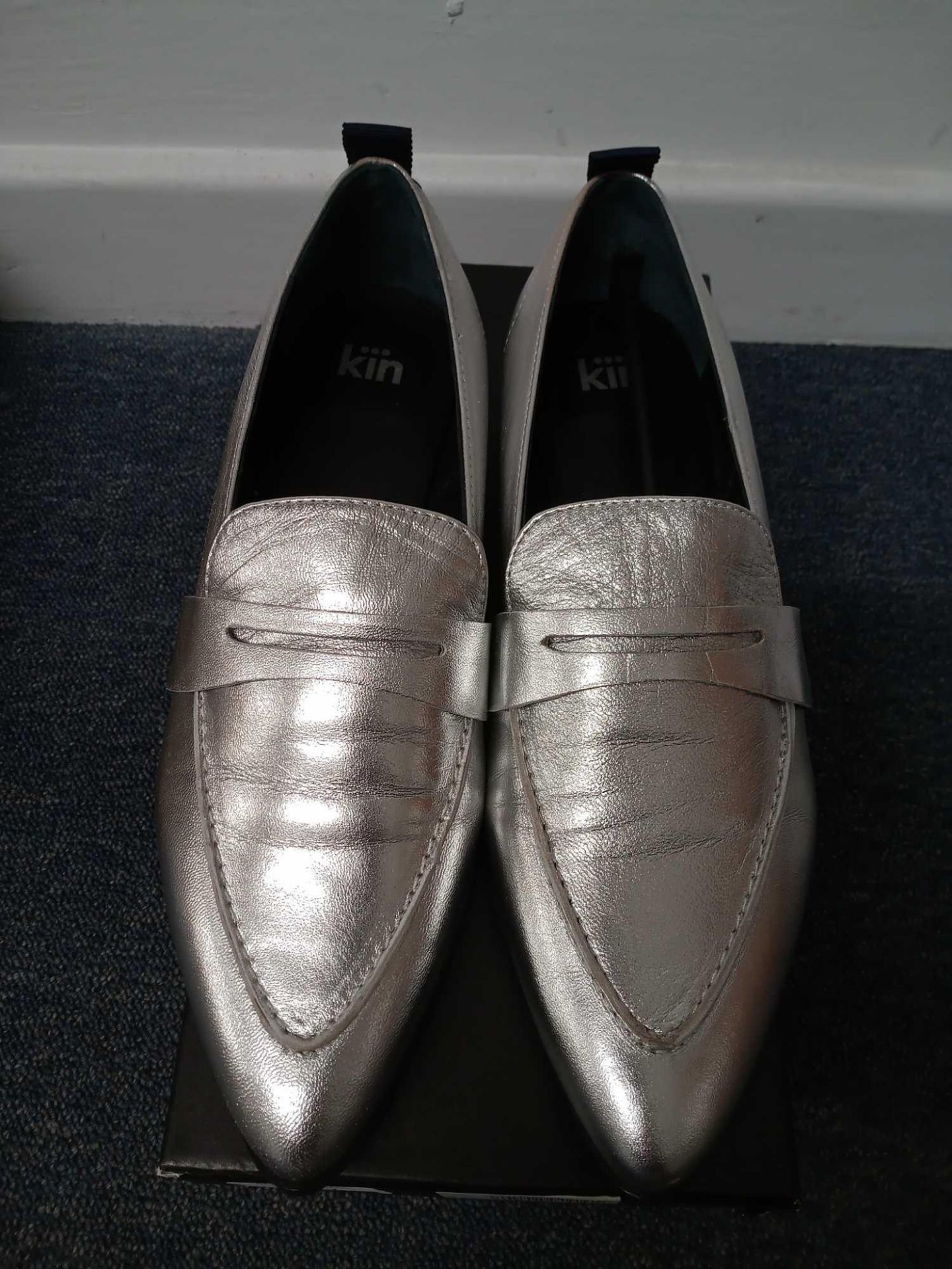 RRP £59 John Lewis KIN Ginny Pointed Suede Loafers In Silver Size 6 (00100894)