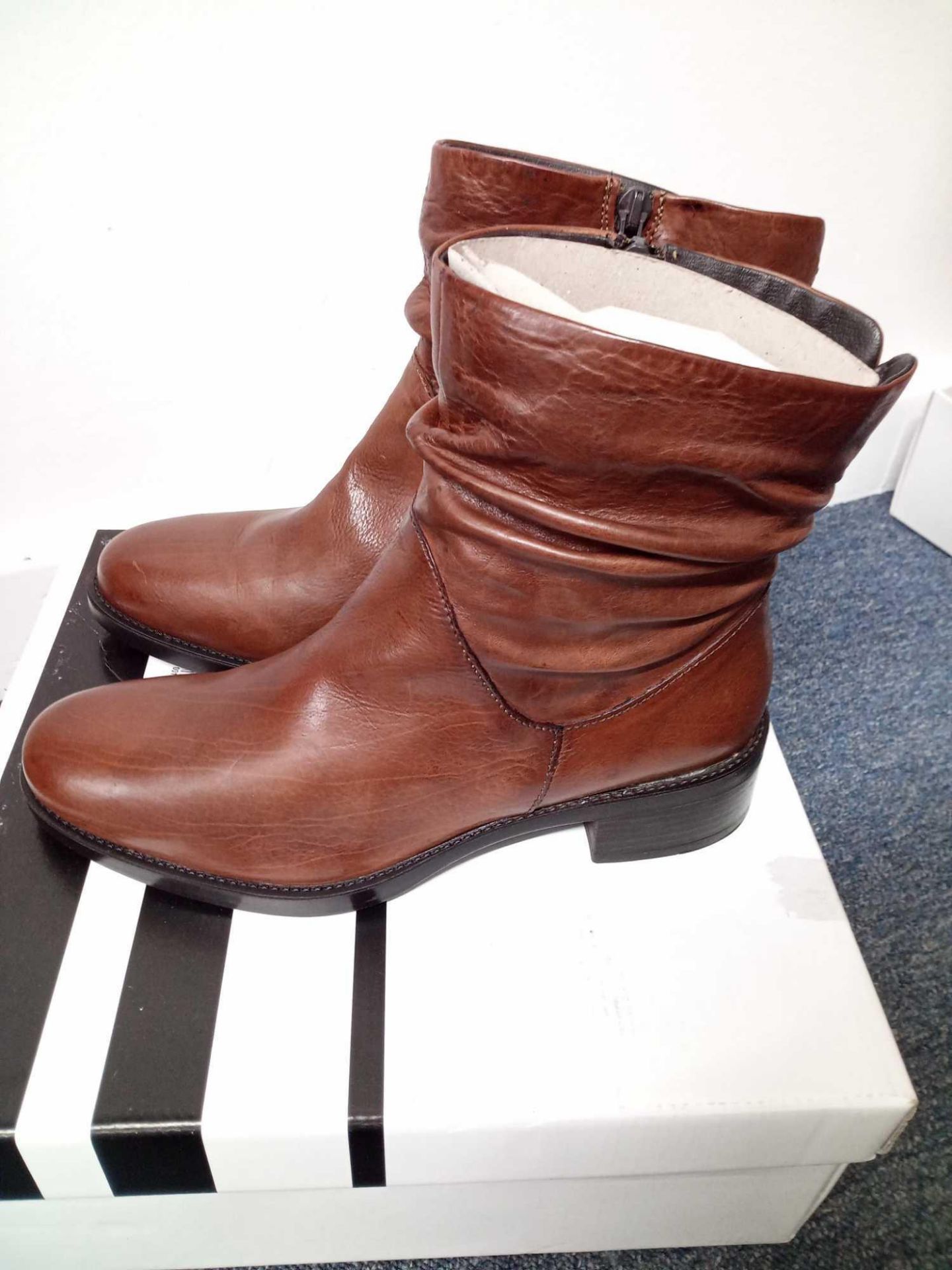 RRP £60 John Lewis Olaf Brown Boots. 1 Size 37 1 Size 38 (2070919) - Image 3 of 3