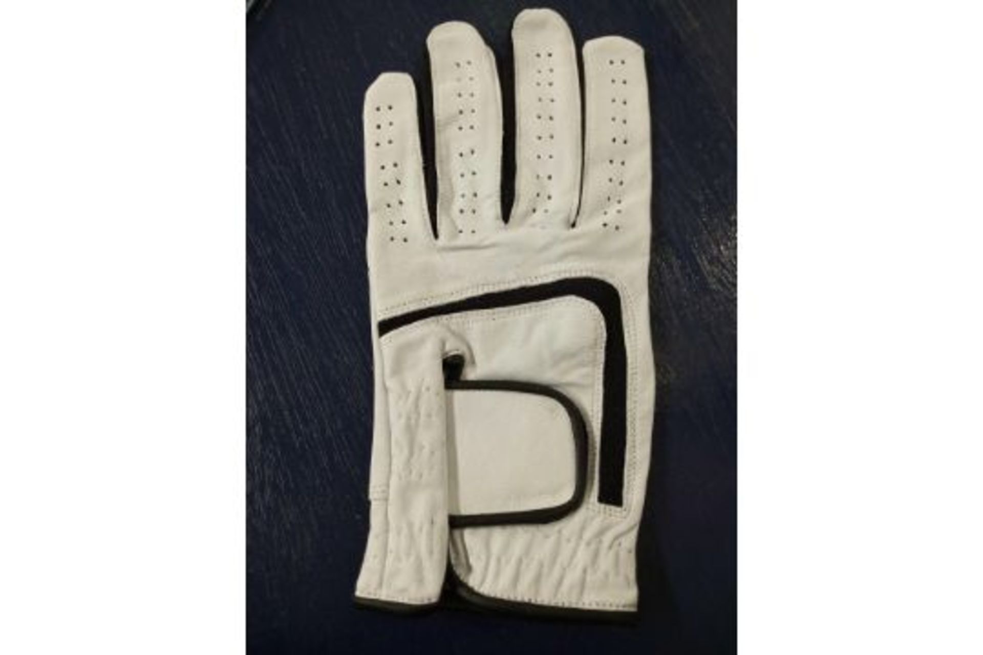 Leather White & Black Golf Glove Xl(Appraisals Available Upon Request) (Pictures Are For Illustratio