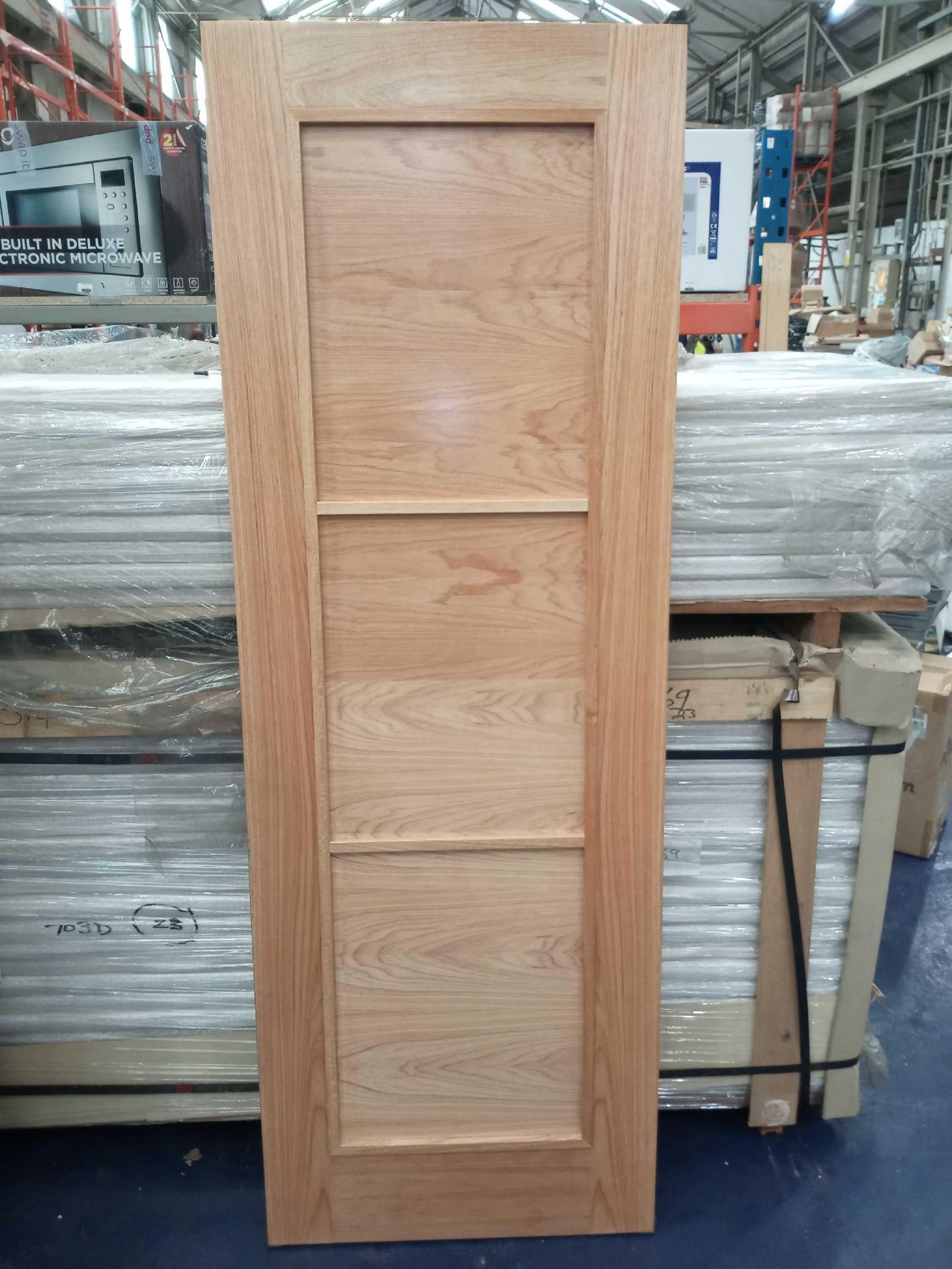 Rrp £4025 Pallet To Contain 23 Brand New 3 Panel Solid Pre Finished Clear Hardwood Veneer Internal