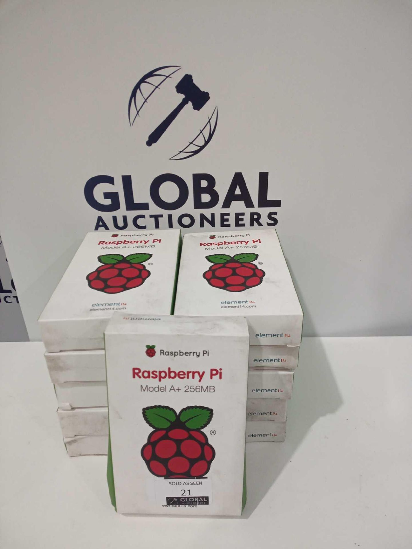 Rrp £200 Lot To Contain 10 Boxed Raspberry Pi Model A+ 256Mb Element14 Memory Card For Laptops