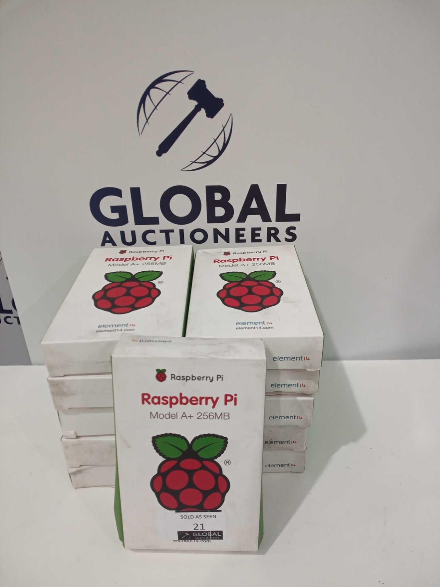 Rrp £220 Lot To Contain 11 Boxed Raspberry Pi Model A+ 256Mb Element14 Memory Card For Laptops