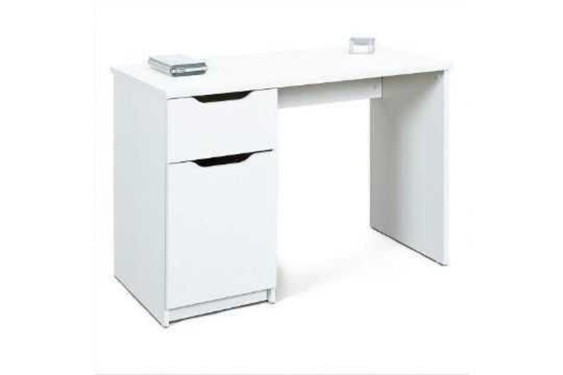 RRP £130 Crick Wooden Computer Desk In White With 1 Door And 1 Drawer