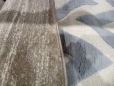 RRP £60 To £80 Each Assorted Designer Floor Rugs To Include A Safavieh 2Ft 6 X 8Ft 100% Wool Pile Of
