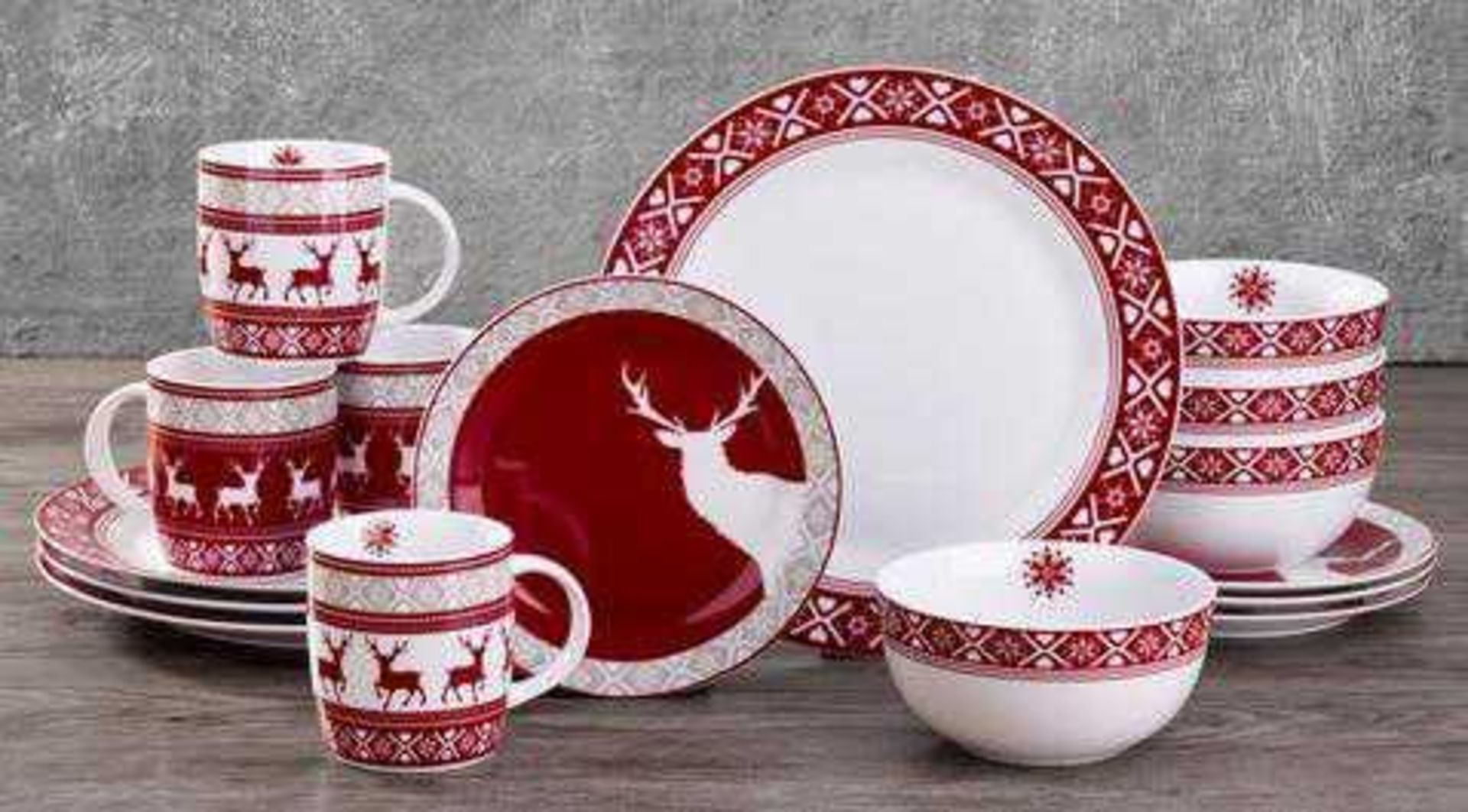 RRP £55 Each Boxed Assorted 16 Piece Designer Dinner Sets To Include A Red Nordic Reindeer Dinner Se