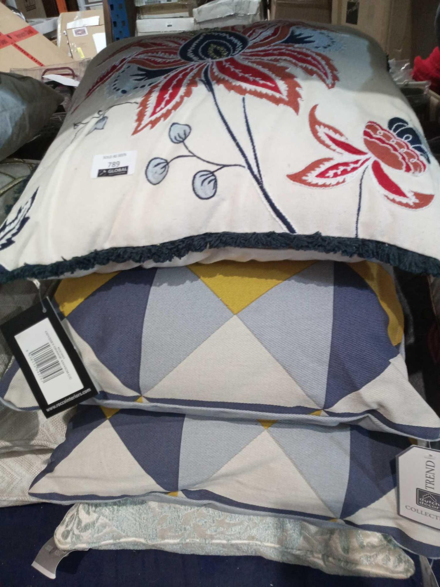 RRP £25 Assorted Designer Scatter Cushions