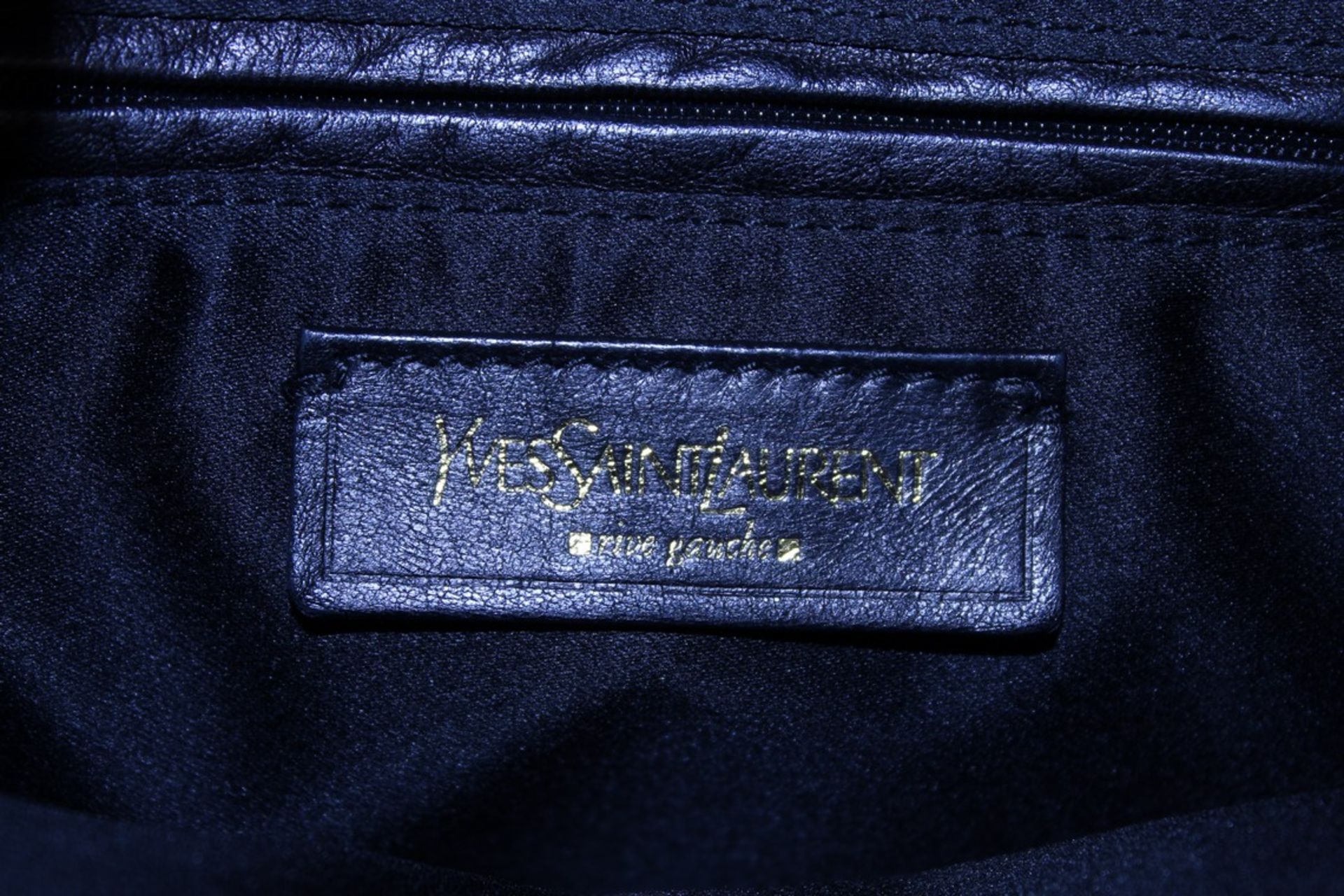 Rrp £1,000 Yves St-Lauren Muse 1 Shoulder Bag - Image 4 of 5