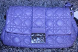 Rrp £1,700 Dior Violet Shoulder Bag