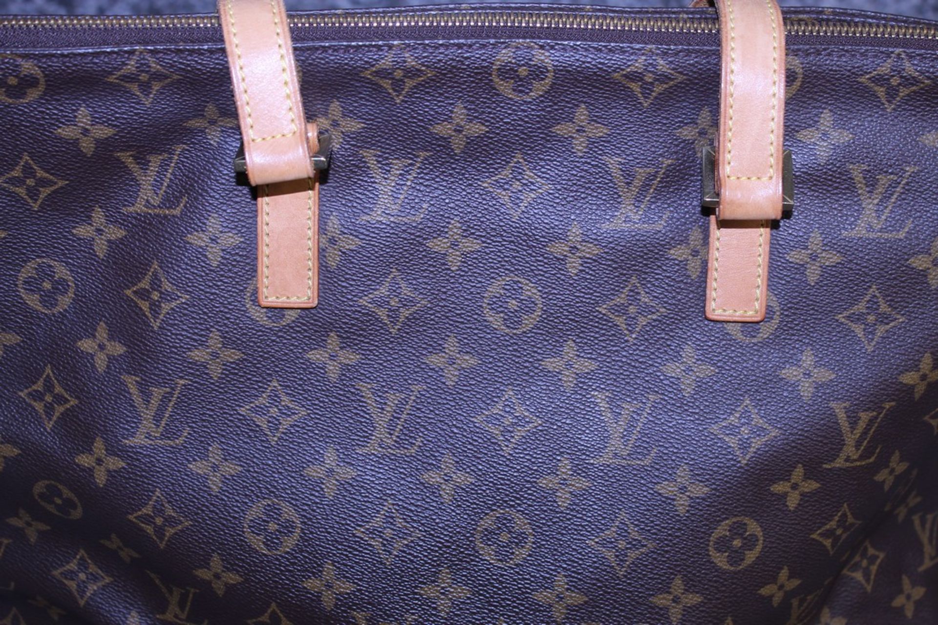 RRP £2,500 Louis Vuitton Cabas Mezzo Shoulder Bag - Image 3 of 6