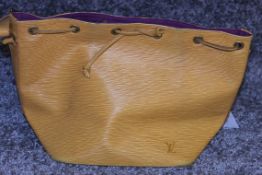 Rrp £1,200 Louis Vuitton Noe Shoulder Bag