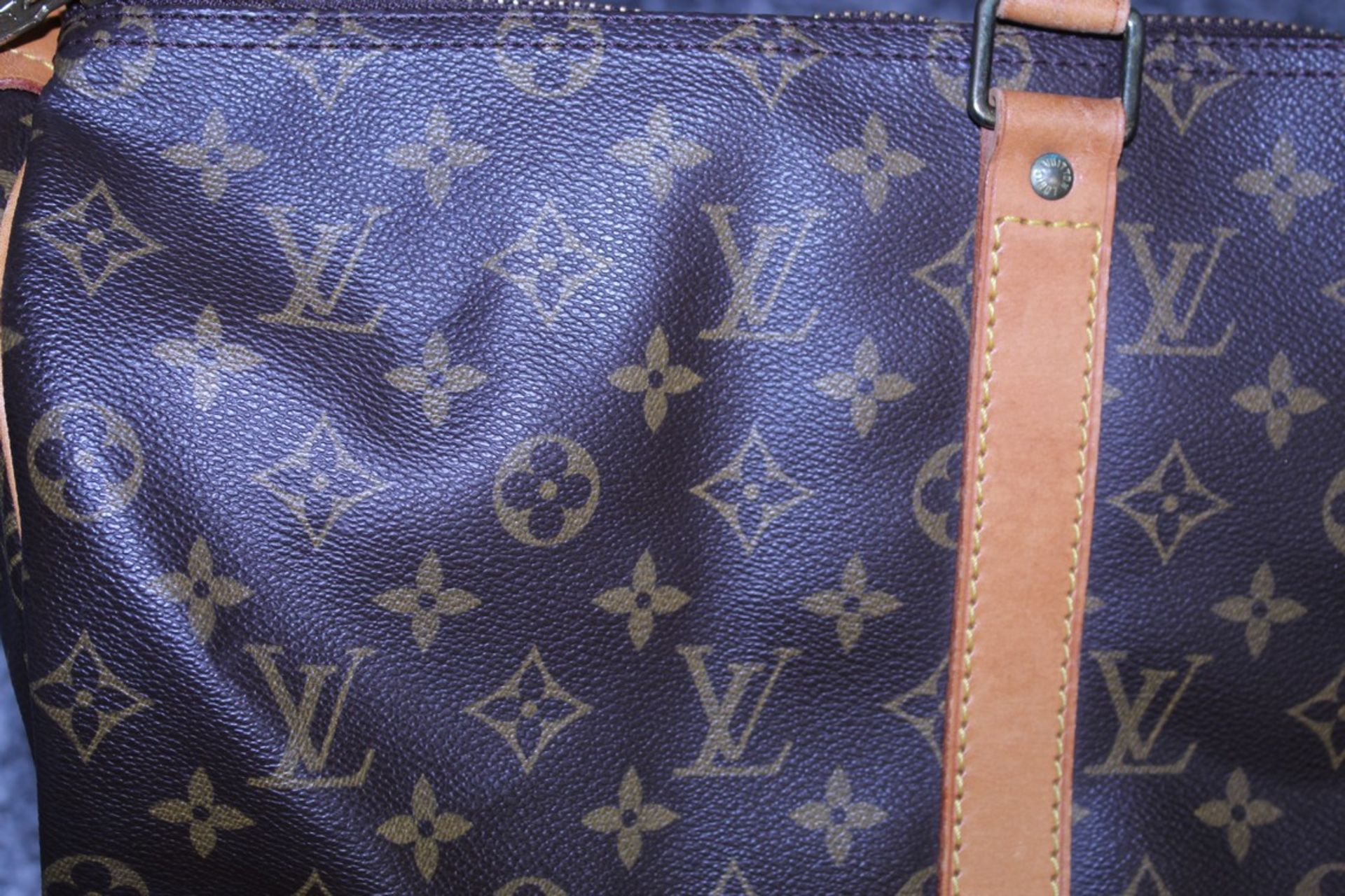 RRP £1,600 Louis Vuitton Keepalll 55 Travel Bag - Image 4 of 6