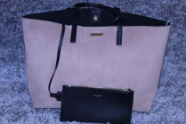 Rrp £1,490 Yves St-Lauren Medium Tote Bag