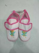 RRP £170 Lot To Contain 17 Brand New Girls Slip On Velcro Shoes