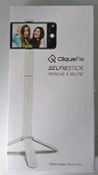 RRP £180 Lot To Contain 6 Brand New Boxed Cliquefie Selfie Sticks With Tripod
