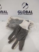 Combined RRP £225 Lots To Contain 150 Pairs Of Palm And Finger GRRP Work Gloves