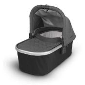 RRP £260 Boxed Uppababy Vista Cruz V2 Carryclt