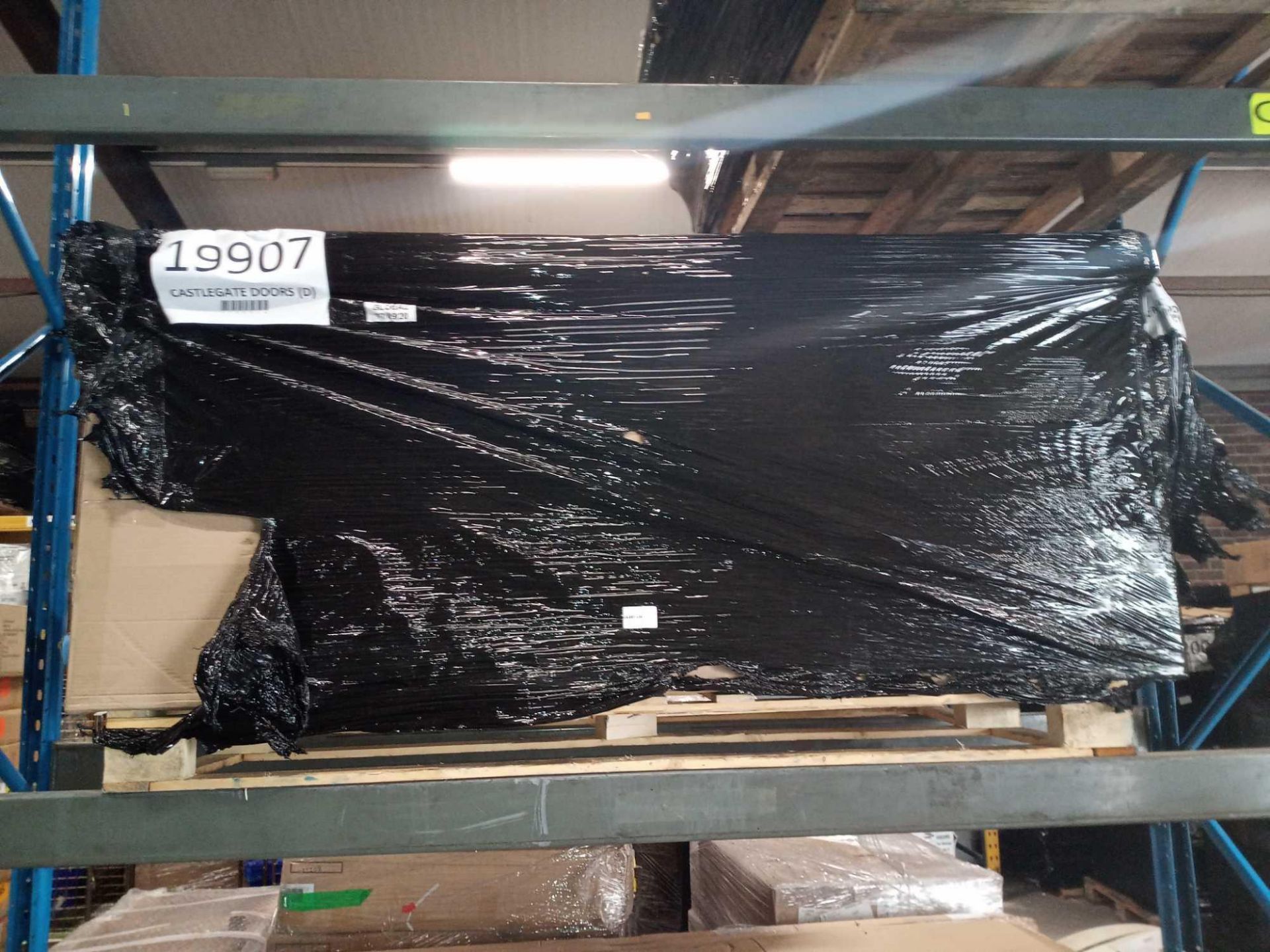 Rrp £1900 Pallet To Contain 17 Boxed Assorted Mdf And Internal Doors (See Description)
