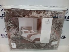 Rrp £75 Bagged Paoletti Verona Large Oyster Runner