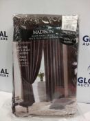 Rrp £130 Lot To Contain 3 Assorted Items To Include A Pair Of Rivahome 168X183Cm Essential Curtains,