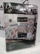 Rrp £100 Lot To Contain 2 Assorted Items To Include A Pair Of Eco 114X137Cm Curtains And A Pair Of D