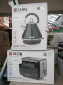 Rrp £75 Boxed Baden Boston Kettle And Toaster Set