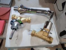 Rrp £100 Brand New Box Chrome And Brass Tap Connectors