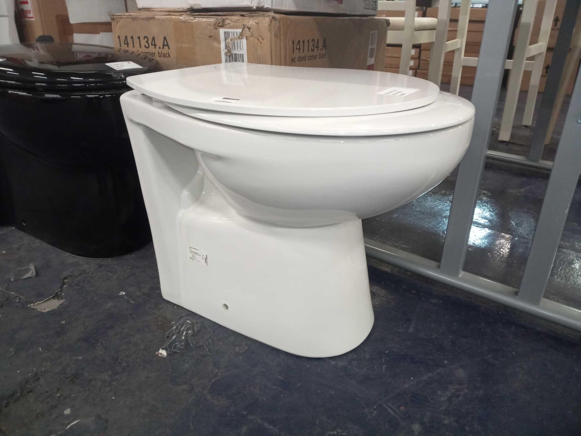 Rrp £300 New Laguna Back-To-Wall Ceramic Plastic Seat Toilet