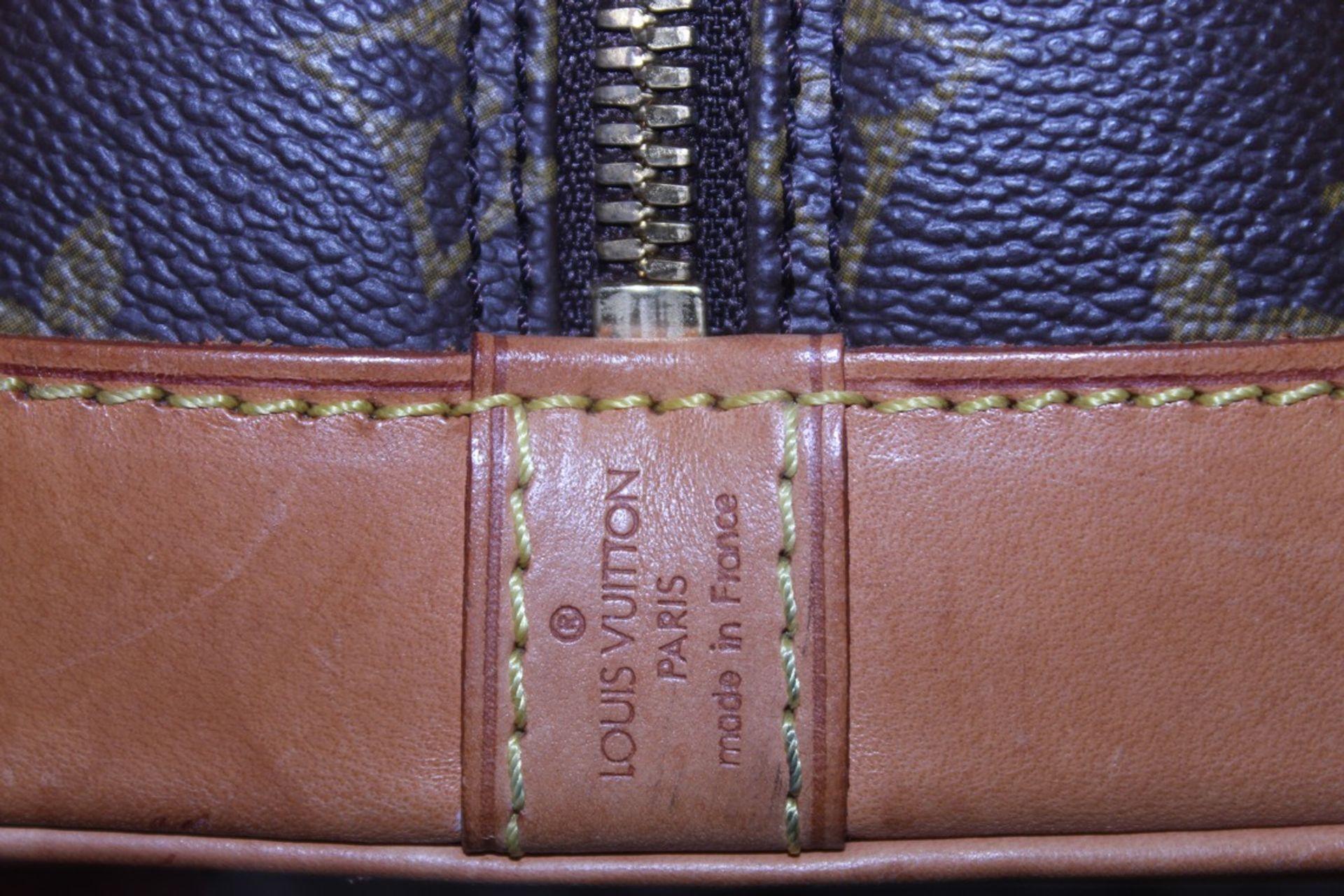 RRP £900 Louis Vuitton Alma Handbag, Monogram Coated Brown Canvas, 29x23x15cm (Proudction Code - Image 4 of 5