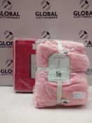 Combined Rrp £70 Lots To Contain Two Pink Designer Quilted Throws