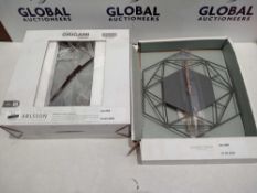 Rrp £100 Boxed Assorted London Clock Company Designer Clocks X3