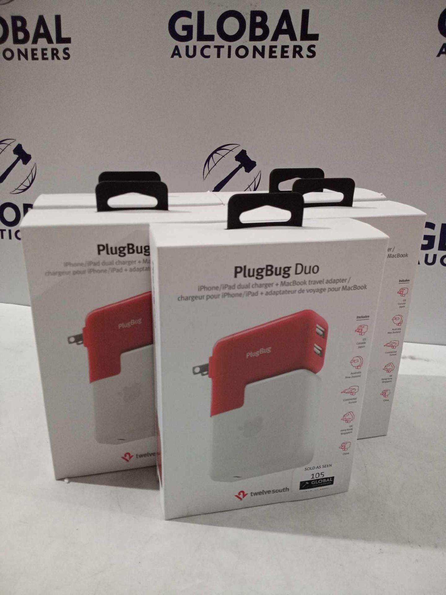 Combined Rrp £200 Lot To Contain 5 Plugbug Duo For Iphone/Ipad And Also Includes Macbook Travel Adap