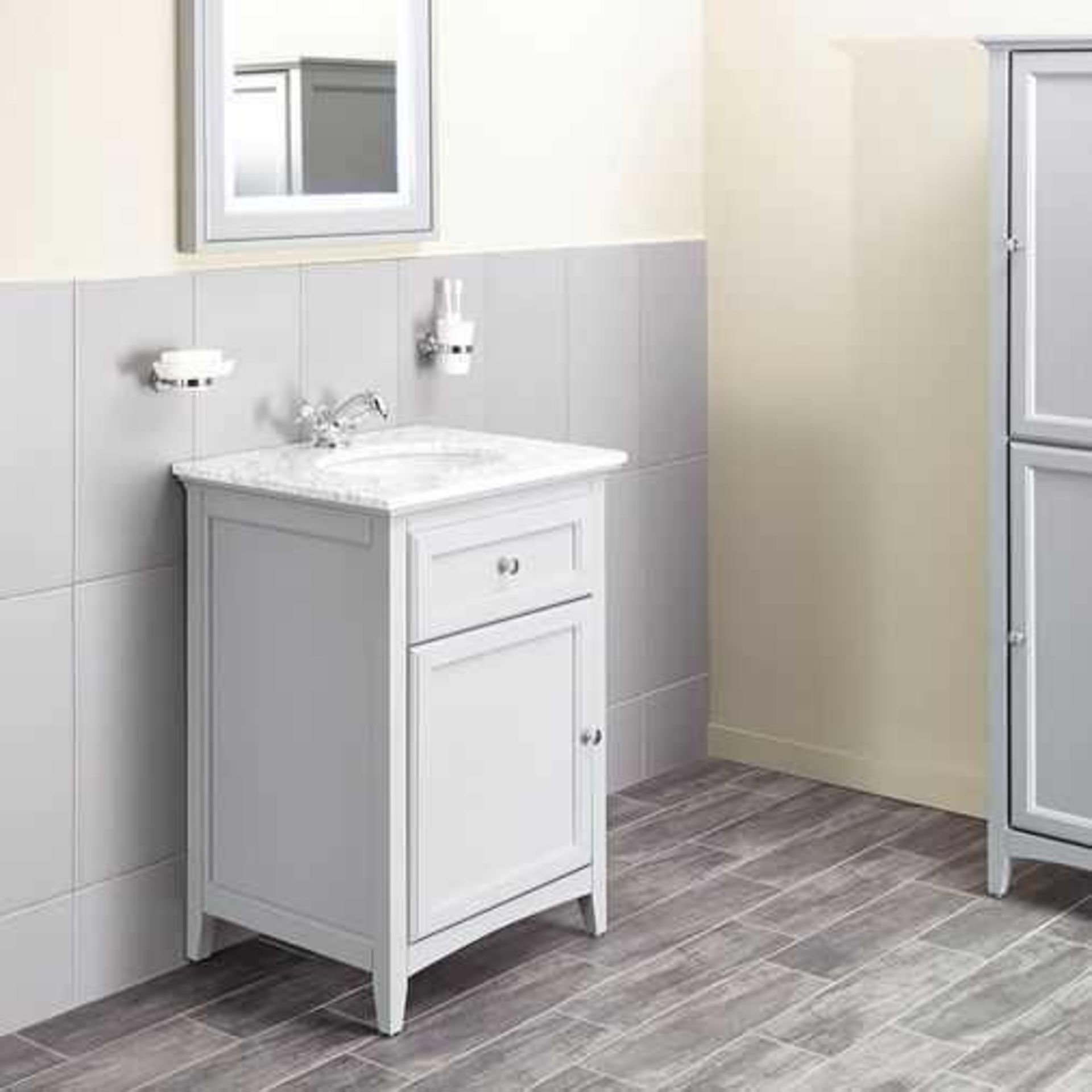 Rrp £795 Savoy 600X500Mm Traditional Washstand, Inset Basin And Worktop