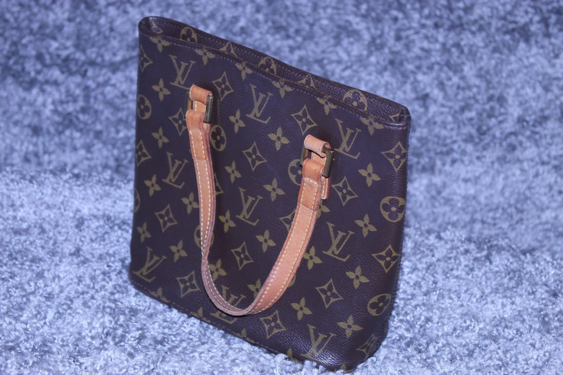 Rrp £1,500 Louis Vuitton Vavin Shoulder Bag, Brown Monogram Coated Canvas, Vachetta Handles, - Image 3 of 5