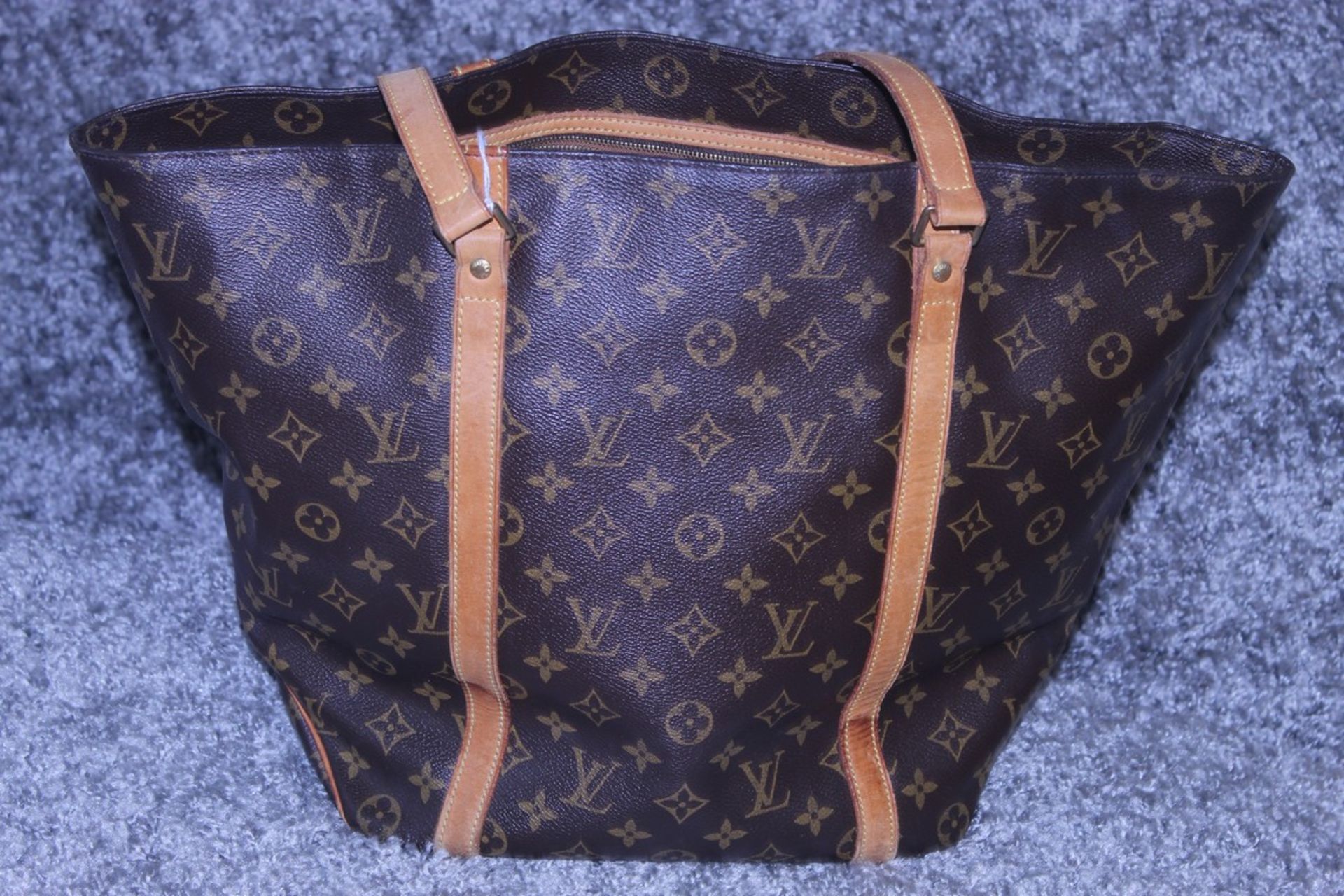 RRP £1,020 Louis Vuitton Sac Shopping Shoulder Bag, Brown Monogram Coated Canvas 25.5x34x14cm ( - Image 2 of 5