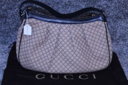 RRP £1,500 Gucci Sukey Medium Shoulder Bag, Beige/Black Diamante Canvas, 37.5x26x10cm (Production