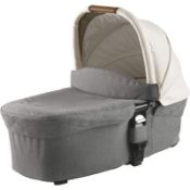 Rrp £150 Boxed Nuna Mixx Carrycot In Birch Colour