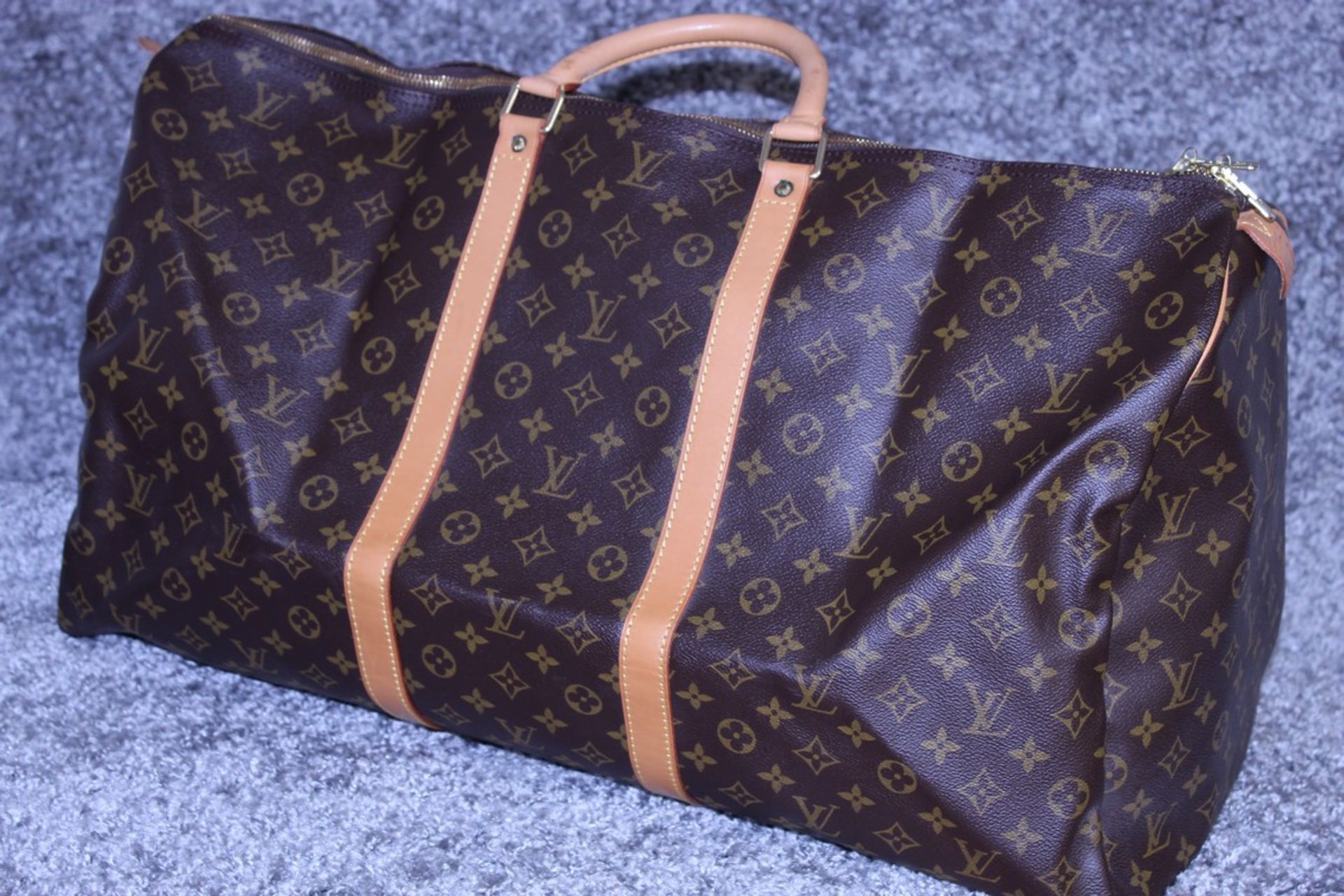 Rrp £1,800 Louis Vuitton Keepall 60 Travel Bag Monogram Canvas, Vachetta Handles, 60X26X31Cm ( - Image 3 of 5