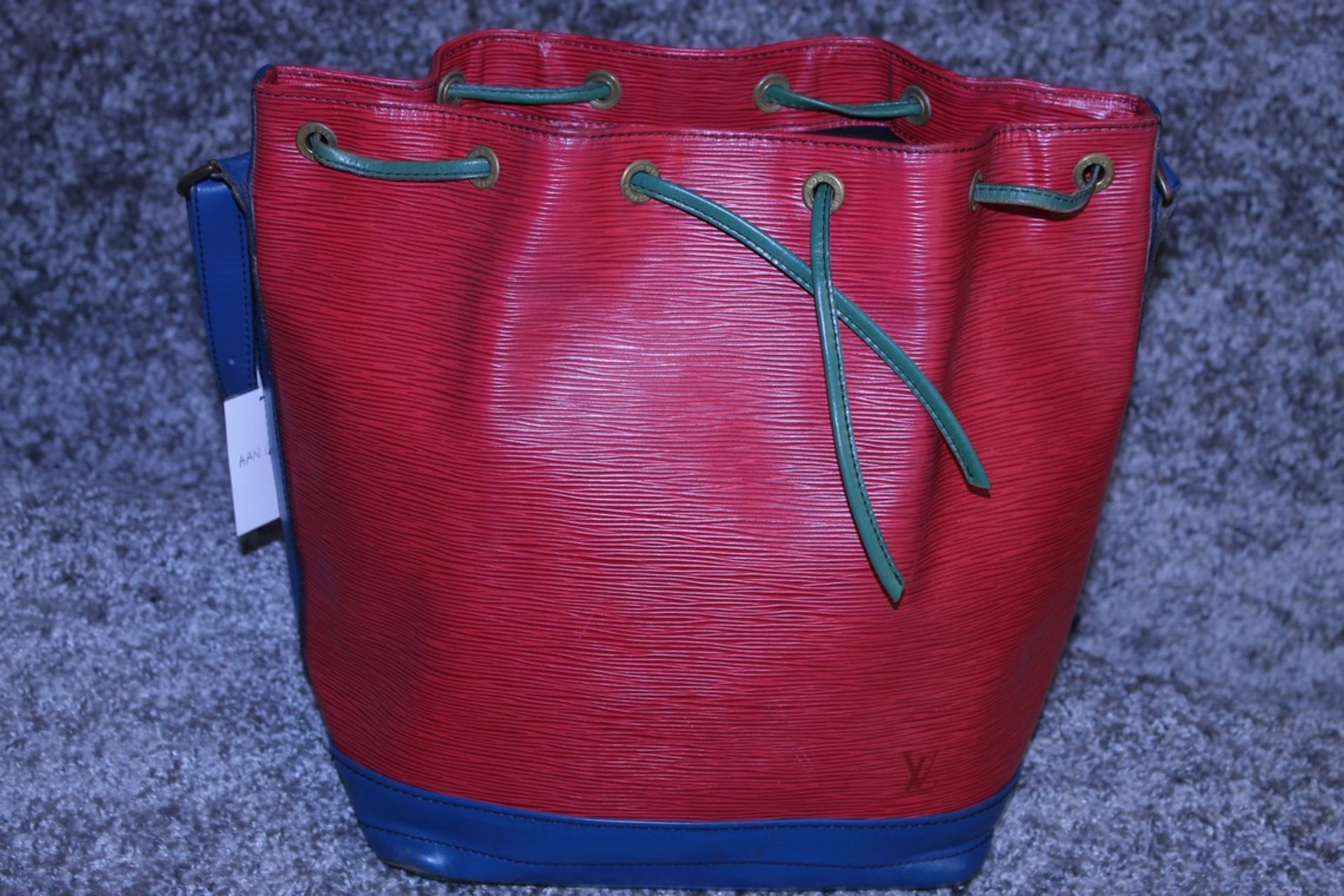 Rrp £1,200 Noe Tricolor Shoulder Bag, Red/Blue/Green Epi Claf Leather With Black Stitching - Image 2 of 4