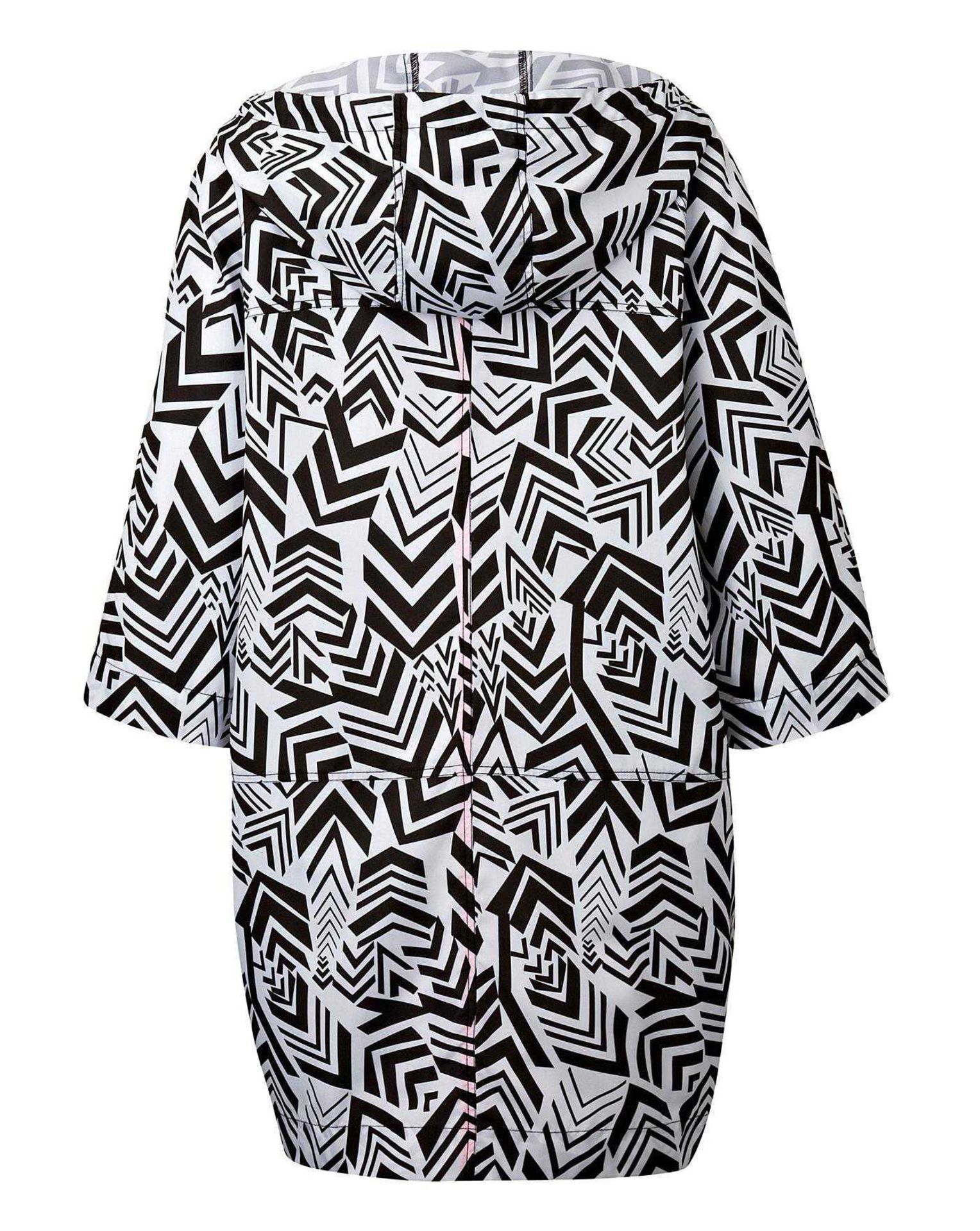 Rrp £750 Lot To Contain 30 Brand New Bagged/Tagged Women'S Size 12/14 Black And White Geo Printed - Image 3 of 4