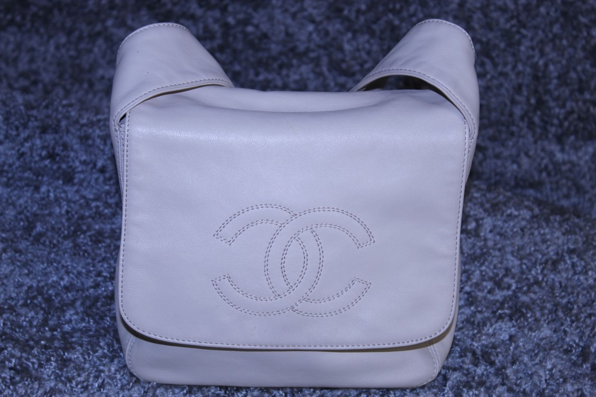 RRP £2,000 Ivory Calf Leather Shoulder Flap Bag (Production Code 5300439) Condition Rating A (