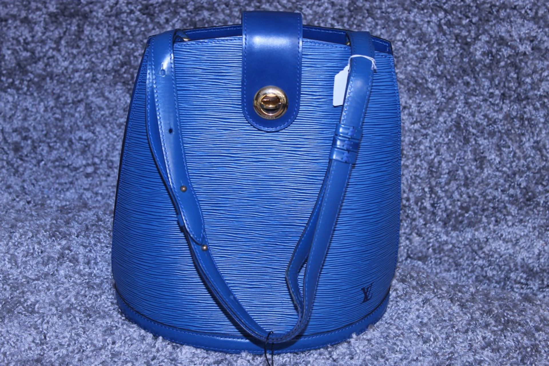 RRP £1,500 Louis Vuitton Cluny Blue Calf Leather Shoulder Bag With Blue Leather Handles, - Image 2 of 5