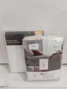 Combined RRP £95 Assorted Items To Include Bagged Jasper Conran Single Duvet Cover In Beige And Bagg