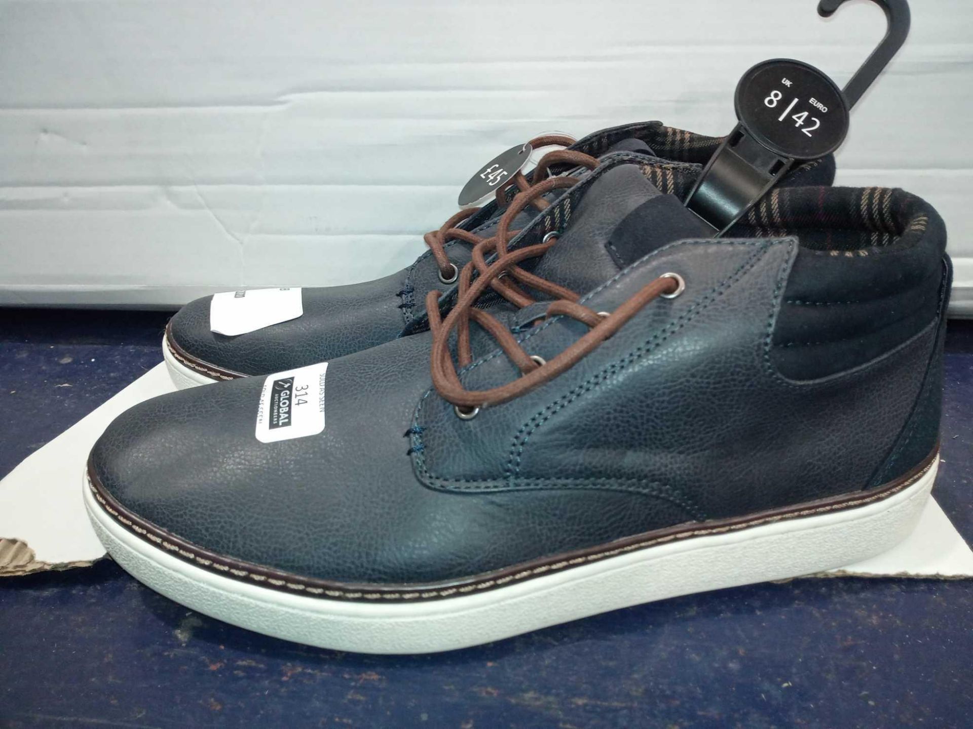 Combined RRP £90 Assorted Men'S Trainers To Include Blue Leather Debenhams The Collection Trainers A